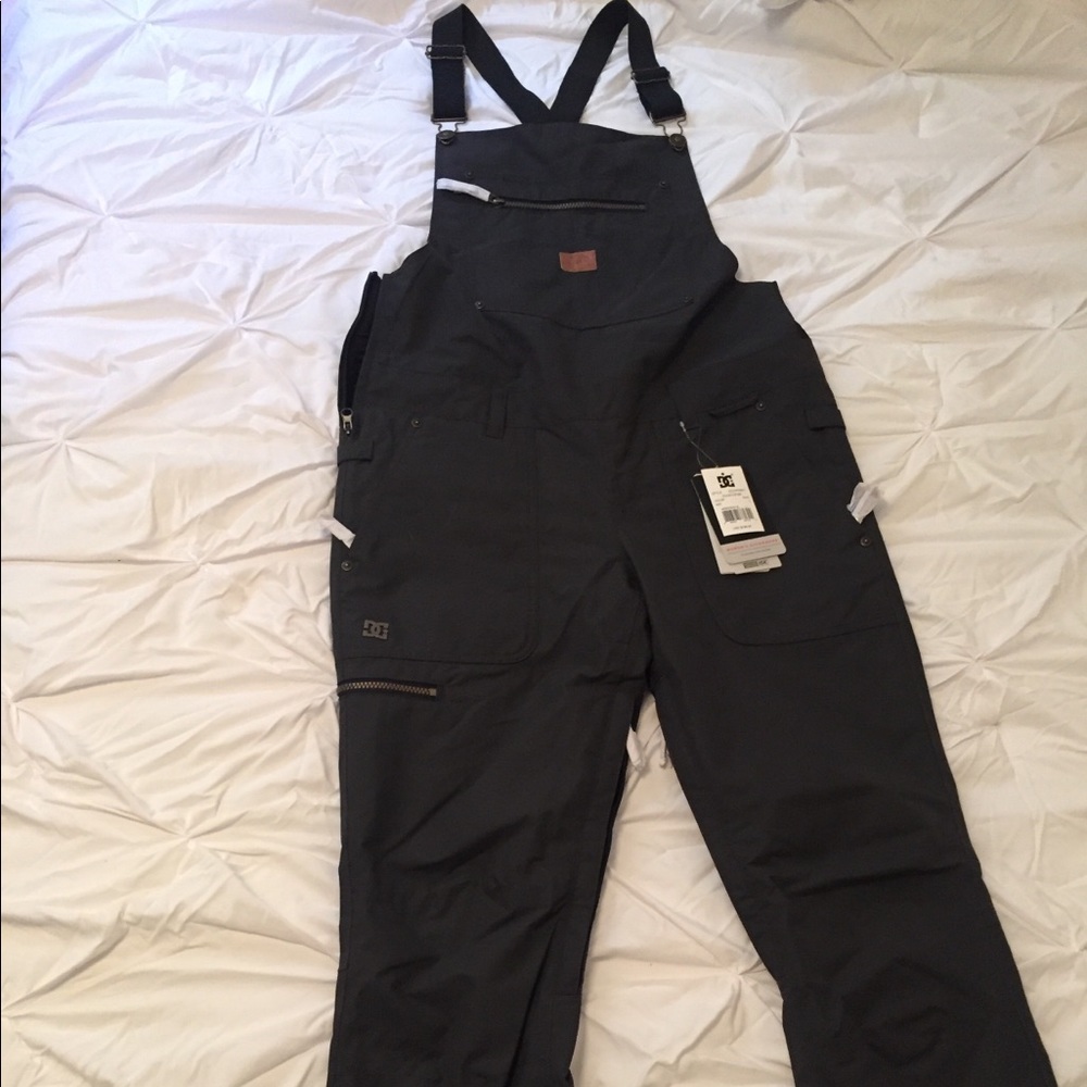 DC Women’s Collective Snowboard/Ski Bib Pants 🏂